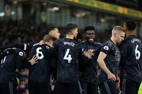 آرسنال يقترب من خطف هدف ريال مدريد